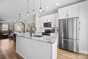 444 Hurston Circle, Charlotte, NC 28208 - Photo 11