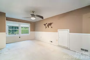 6 Hillview Cir, Asheville, NC 28805 - Photo 23