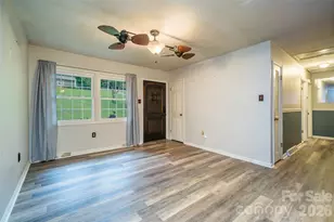 6 Hillview Cir, Asheville, NC 28805 - Photo 7