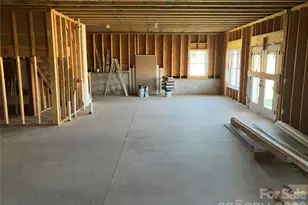 4952 Southview Dr, Hickory, NC 28602 - Photo 13