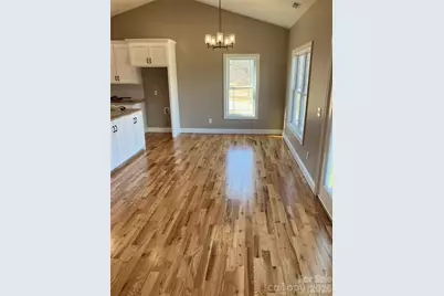 4952 Southview Drive, Hickory, NC 28602 - Photo 3