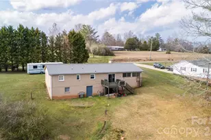 4636 Oak Hill School Rd, Lenoir, NC 28645 - Photo 5