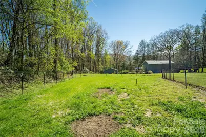 913 Dorothy Street, Hendersonville, NC 28791 - Photo 23