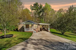 913 Dorothy St, Hendersonville, NC 28791 - Photo 39