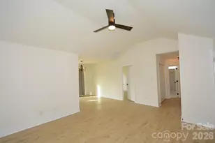 6607 Sullins Rd, Charlotte, NC 28214 - Photo 11