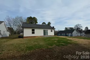 6607 Sullins Rd, Charlotte, NC 28214 - Photo 21