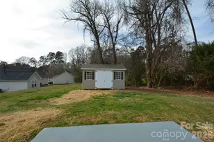 6607 Sullins Rd, Charlotte, NC 28214 - Photo 23