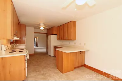 407 Turley Falls Road, Hendersonville, NC 28739 - Photo 11