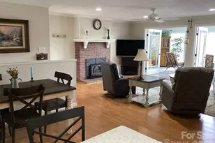 31 Rhododendron Road, Black Mountain, NC 28711 - Photo 11