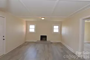 500 Gann St, Lowell, NC 28098 - Photo 9