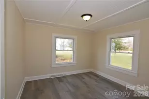 500 Gann St, Lowell, NC 28098 - Photo 11