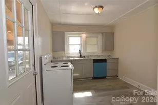 500 Gann St, Lowell, NC 28098 - Photo 21