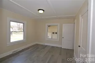 500 Gann St, Lowell, NC 28098 - Photo 15
