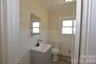 500 Gann St, Lowell, NC 28098 - Photo 17