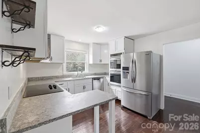 501 Vista Grande Circle, Charlotte, NC 28226 - Photo 9