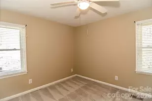 406 Port Royal Dr, Matthews, NC 28105 - Photo 25