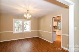 406 Port Royal Dr, Matthews, NC 28105 - Photo 13