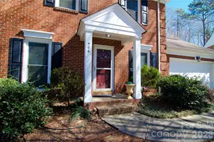 406 Port Royal Dr, Matthews, NC 28105 - Photo 3