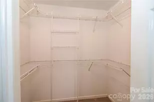 406 Port Royal Dr, Matthews, NC 28105 - Photo 27