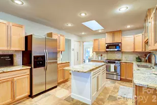 8509 Waters Point Ct, Charlotte, NC 28277 - Photo 15