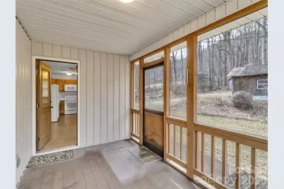 122 Vinewood Drive, Waynesville, NC 28786 - Photo 15