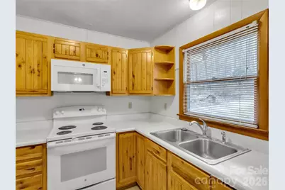 122 Vinewood Drive, Waynesville, NC 28786 - Photo 11