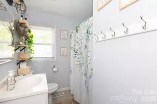 812 N Ransom St, Gastonia, NC 28052 - Photo 15