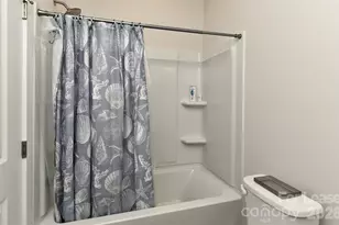 421 Spearfield Ln, Charlotte, NC 28205 - Photo 15