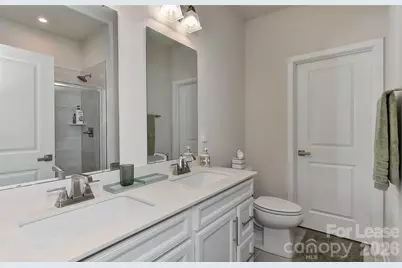 421 Spearfield Lane, Charlotte, NC 28205 - Photo 9