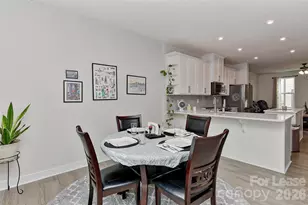 421 Spearfield Ln, Charlotte, NC 28205 - Photo 5