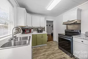 127 S Patterson St, Statesville, NC 28677 - Photo 21