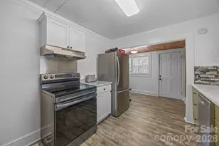 127 S Patterson St, Statesville, NC 28677 - Photo 23