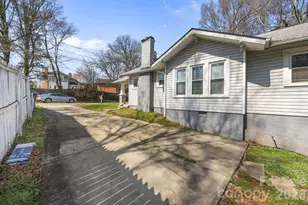 127 S Patterson St, Statesville, NC 28677 - Photo 5