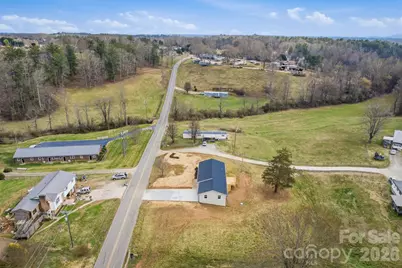 2621 Fairwood Drive SE, Hudson, NC 28638 - Photo 31