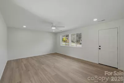 2621 Fairwood Drive SE, Hudson, NC 28638 - Photo 5