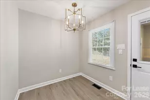 4706 Walden Ct, Charlotte, NC 28210 - Photo 17