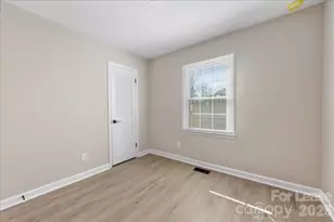 4706 Walden Ct, Charlotte, NC 28210 - Photo 29