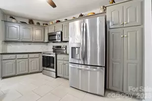 4218 Patriots Way, Gastonia, NC 28056 - Photo 11