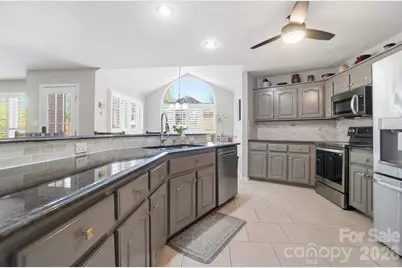 4218 Patriots Way, Gastonia, NC 28056 - Photo 11