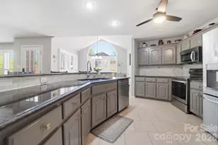 4218 Patriots Way, Gastonia, NC 28056 - Photo 11