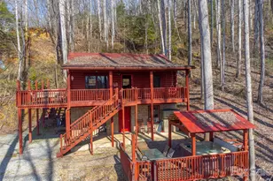 306 Forget Me Not Ln, Whittier, NC 28789 - Photo 3