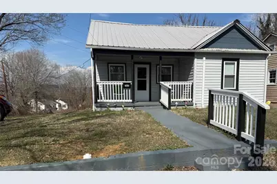 703 Stage Street NW, Lenoir, NC 28645 - Photo 13