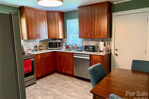 703 Stage St NW, Lenoir, NC 28645 - Photo 3