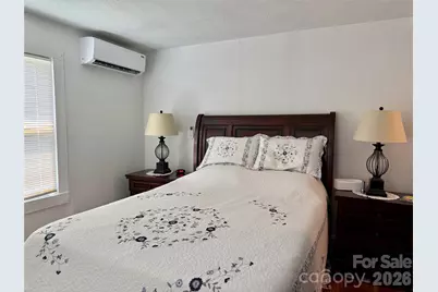 703 Stage Street NW, Lenoir, NC 28645 - Photo 11