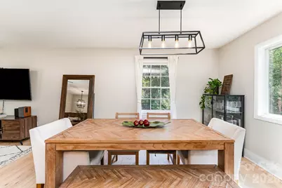 6000 Ferndale Place, Charlotte, NC 28215 - Photo 9