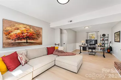 6000 Ferndale Place, Charlotte, NC 28215 - Photo 17