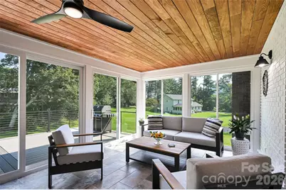 507 Fenwick Court, Hendersonville, NC 28739 - Photo 3