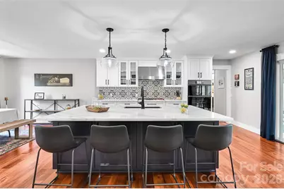 507 Fenwick Court, Hendersonville, NC 28739 - Photo 7