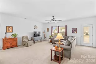 128 Water Ski Dr, Statesville, NC 28677 - Photo 9