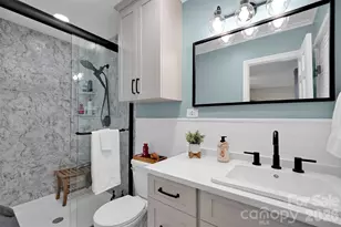 107 Woodlynn Dr, Charlotte, NC 28214 - Photo 21